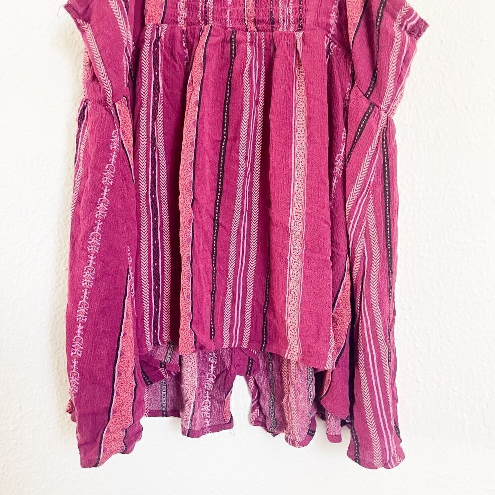 Torrid Babydoll Crepe smocked back textured v-neck striped Tank top size large - Picture 10 of 13